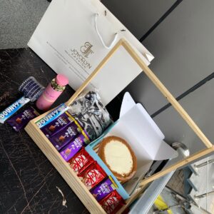 Luxury Ladies Surprise Gift Hamper ๐โจ