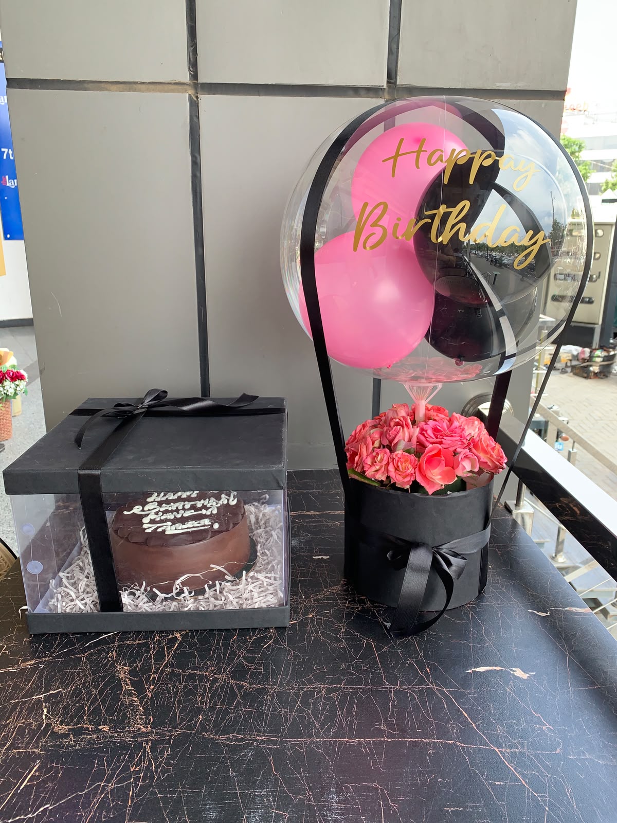Pink Rose & Cake Balloon Box